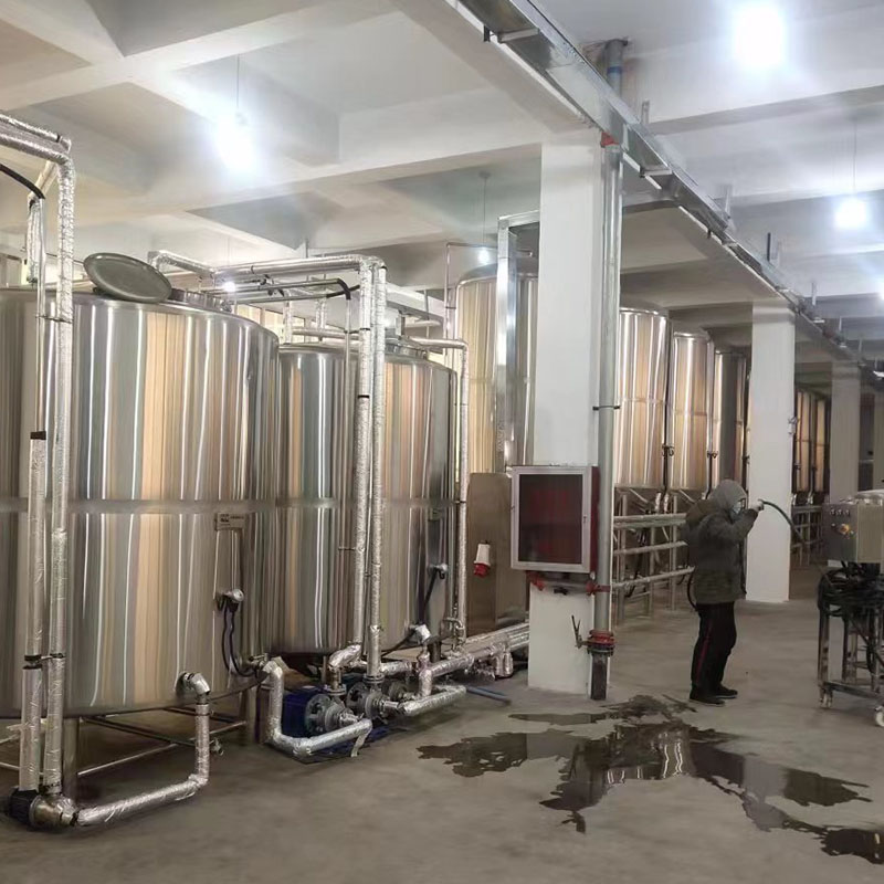 白碱滩精酿啤酒设备